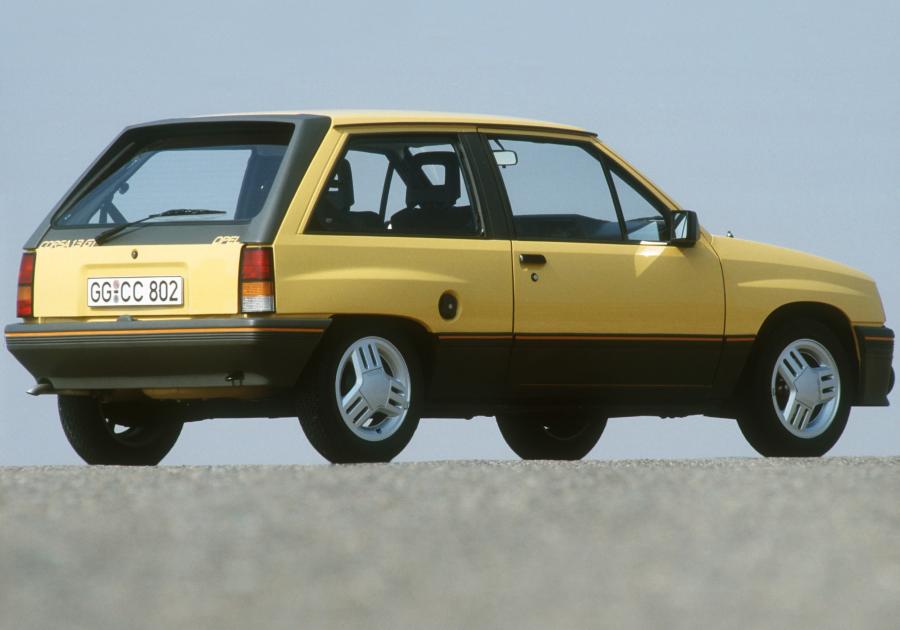  Opel Corsa GT 1985 года  (фото 2 из 7)